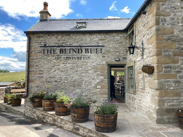 Ye Olde Bulls Head, Little Hucklow