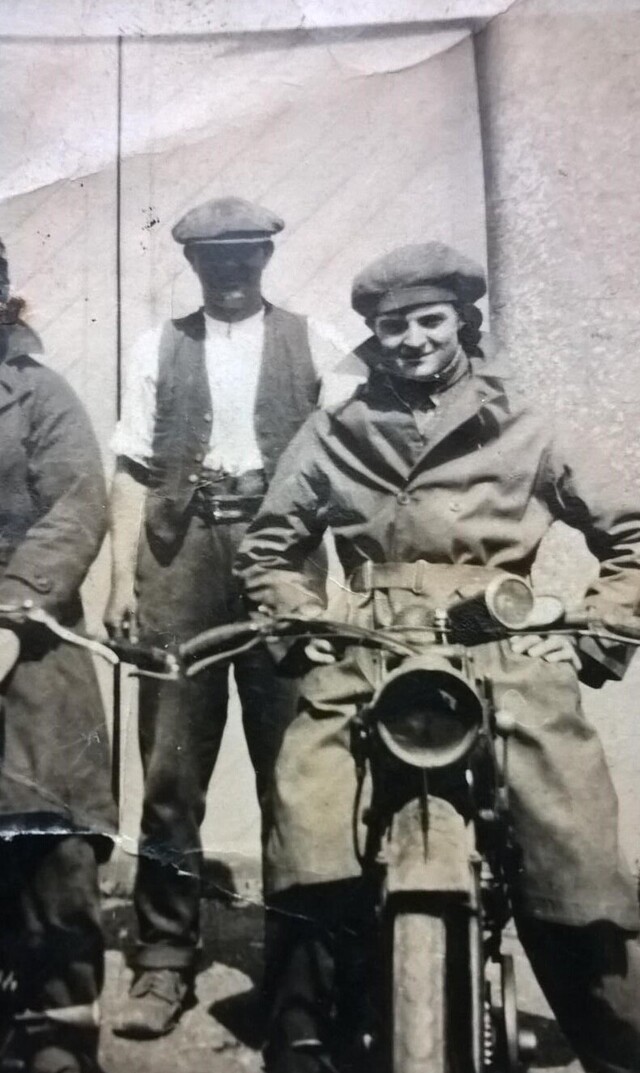 Crown Inn, Tarrant Hinton