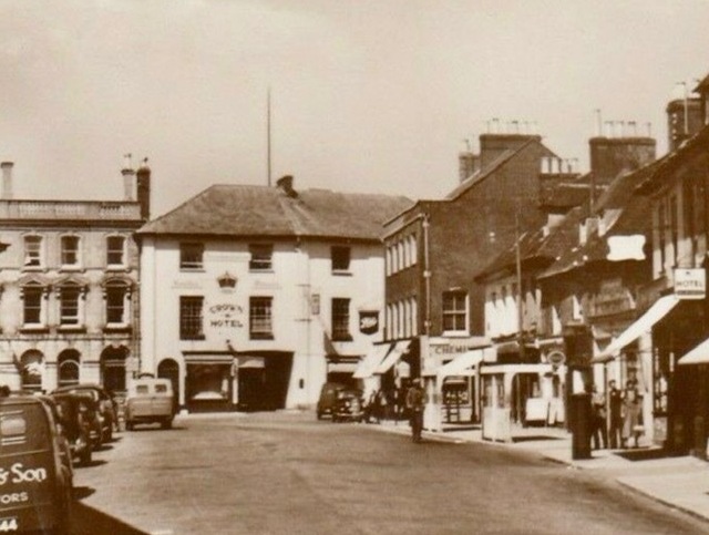 Crown Hotel, Wimborne