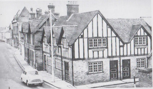 The Victoria, Winchester