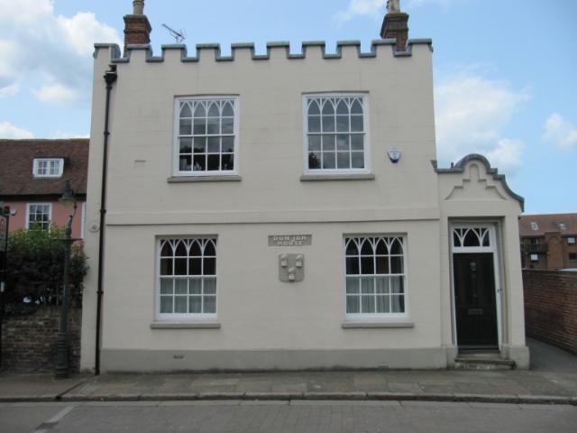 Don Jon, Canterbury