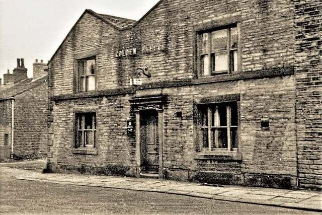 Golden Fleece, Rochdale