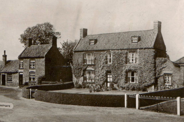 The Bell, Leverton