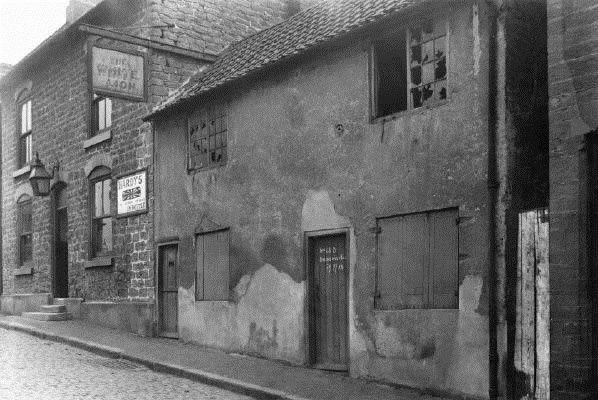 White Lion, Nottingham, NG6