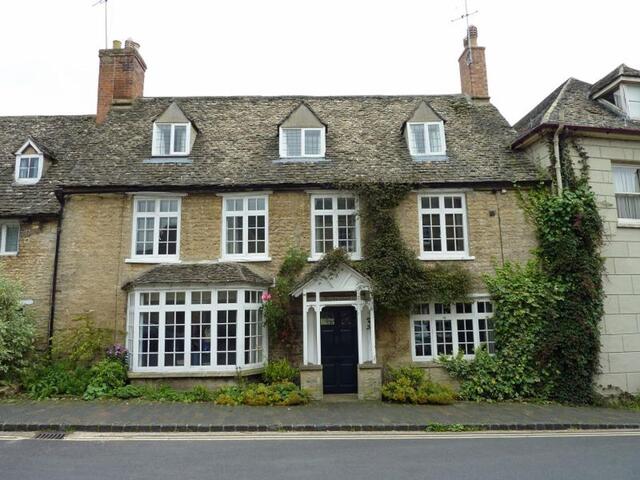 Royal Oak, Charlbury
