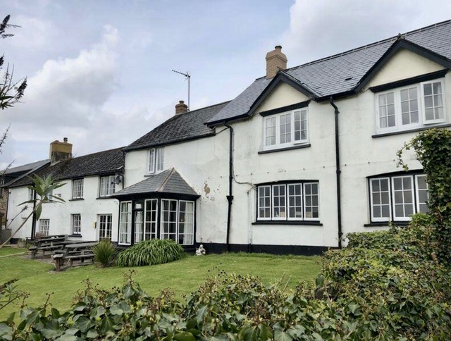 The George, Brompton Regis
