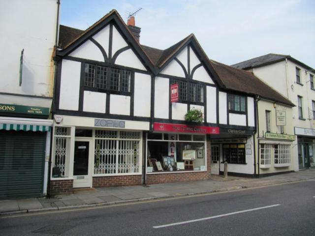 The Sun, Farnham