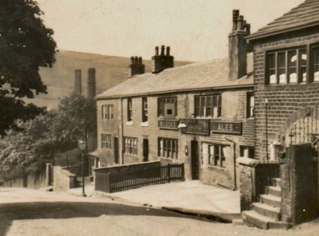 Nudger Inn, Dobcross