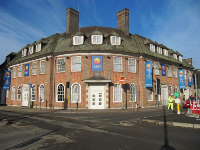 Royal Hotel, Luton Royal Hotel, Luton