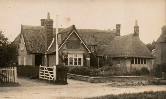 The Chequers, Yeldon