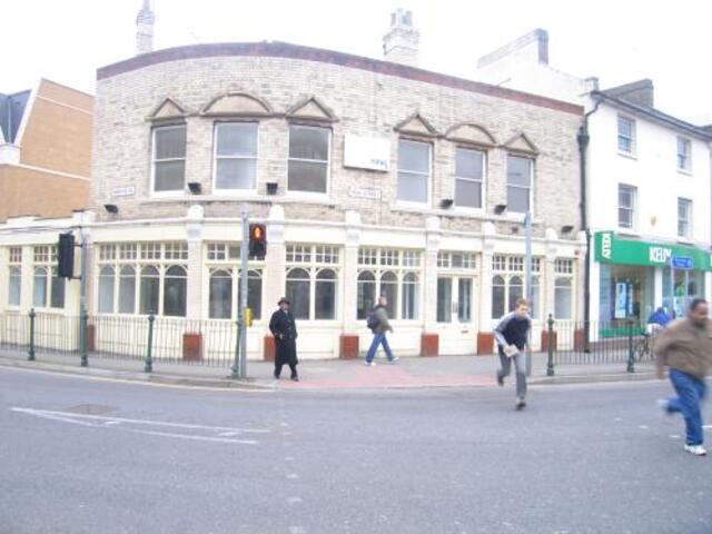 The Grapes, Slough The Grapes, Slough