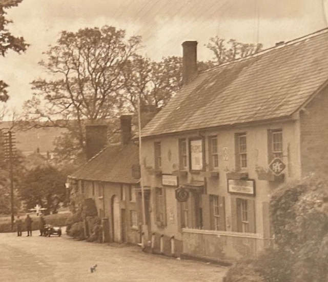 Fairmile Inn, Fairmile Fairmile Inn, Fairmile