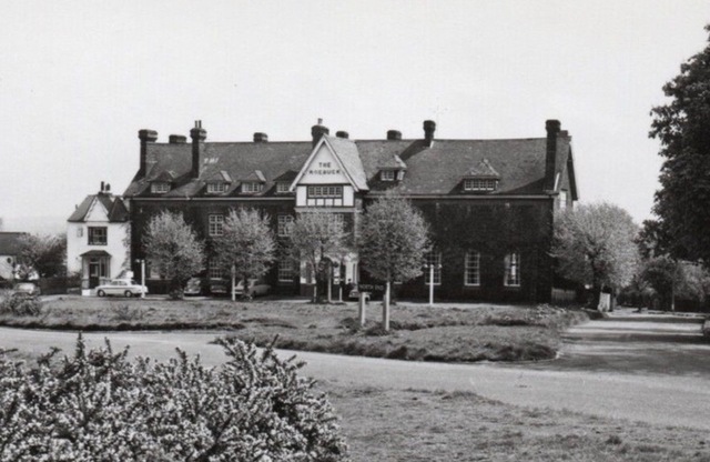 Roebuck Hotel, Buckhurst Hill Roebuck Hotel, Buckhurst Hill