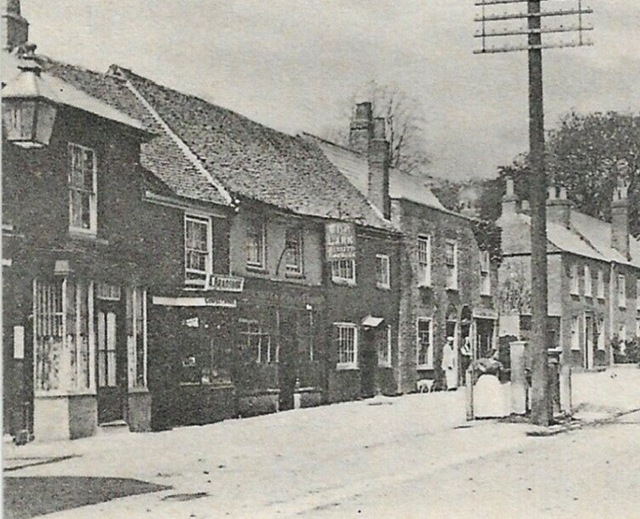 The Lark, Redbourn