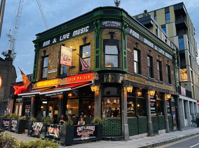 Cart & Horses, Stratford