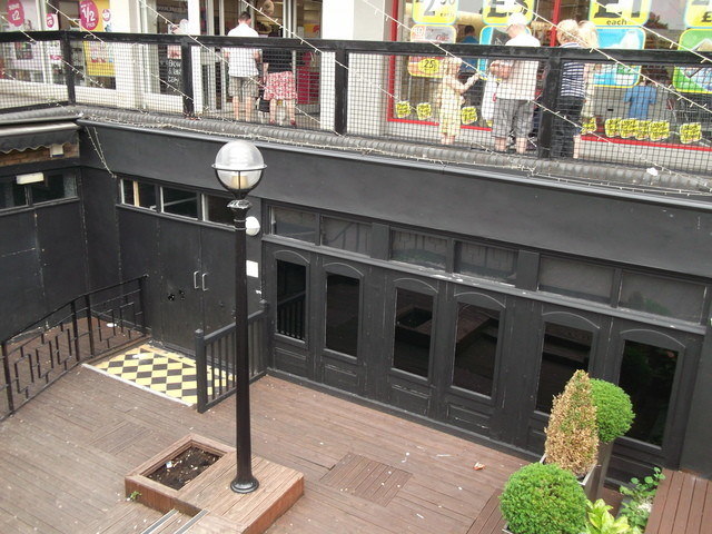 Prince Albert, Chingford, E4