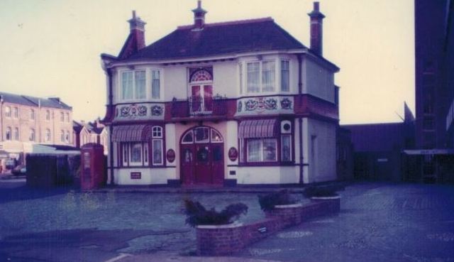 Hand & Flower, Whetstone