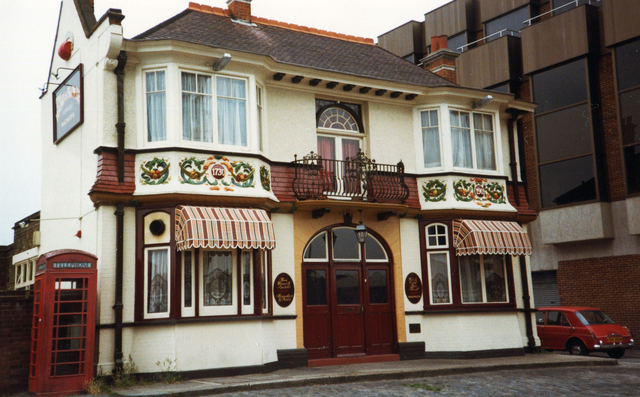 Hand & Flower, Whetstone