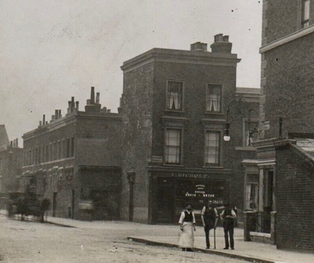 East Arms, Kennington