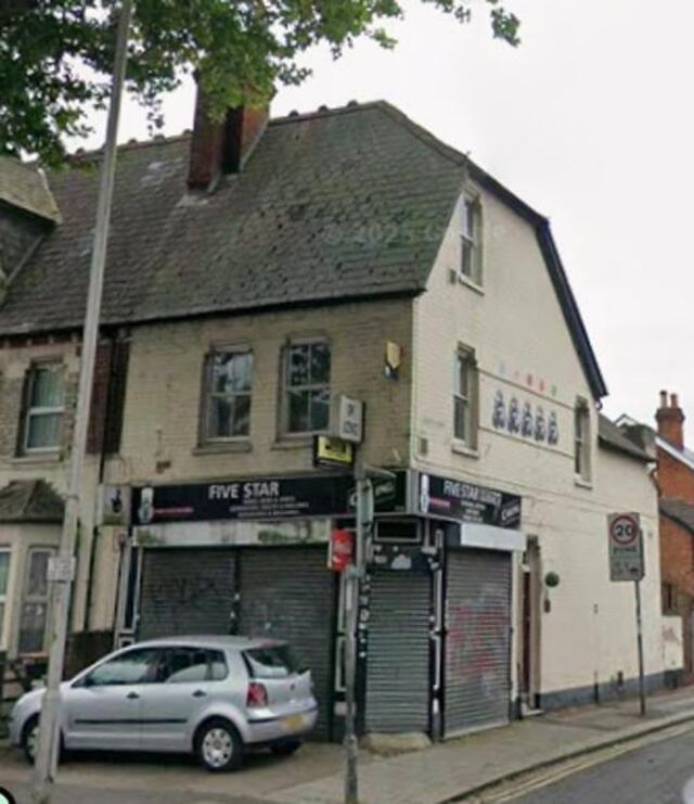 Rainbow Corner, Caversham