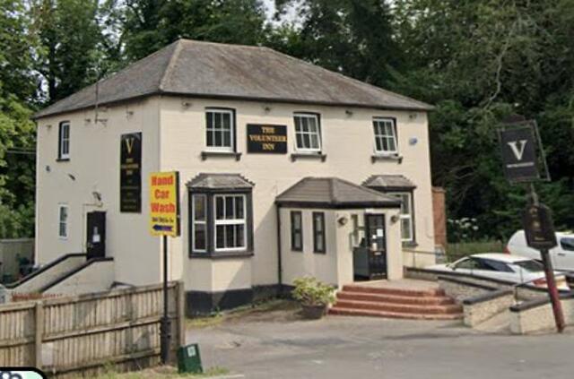 The Volunteer, Grove