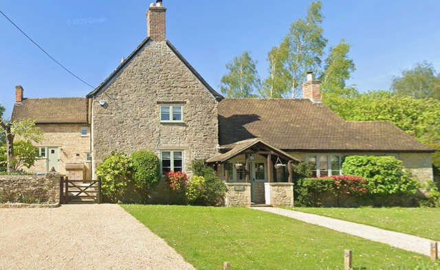 Stag & Hounds, Ramsden