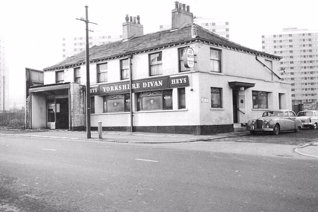 Yorkshire Divan, Bradford, BD5